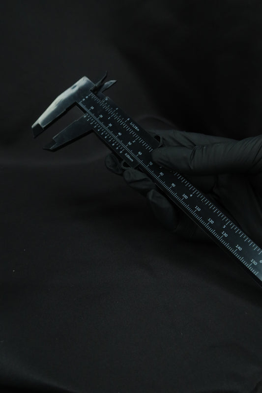 Basic Black Caliper
